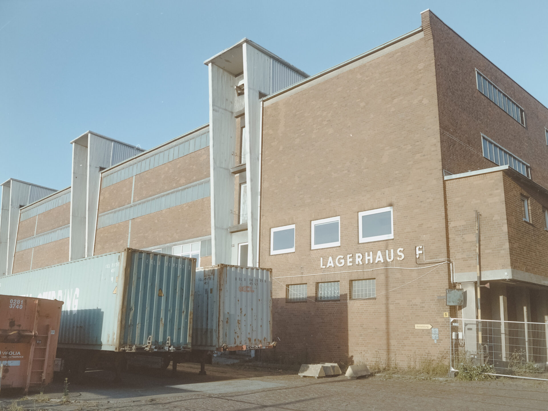 20200726_Negative310128